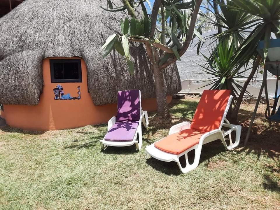 Cazhibiscus Bed & Breakfast ทรู โอซ์ บิชส์ ภายนอก รูปภาพ