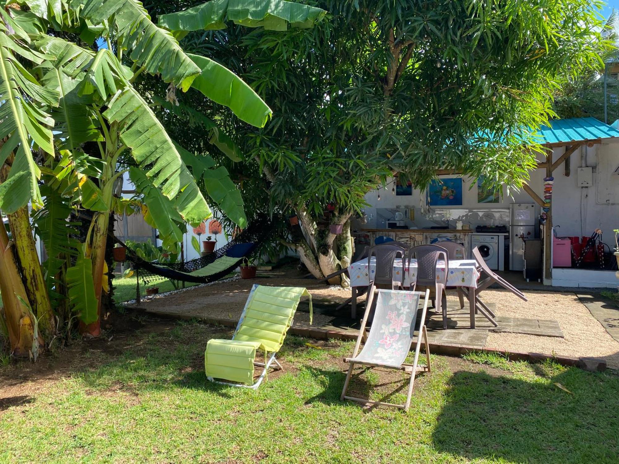 Cazhibiscus Bed & Breakfast ทรู โอซ์ บิชส์ ภายนอก รูปภาพ