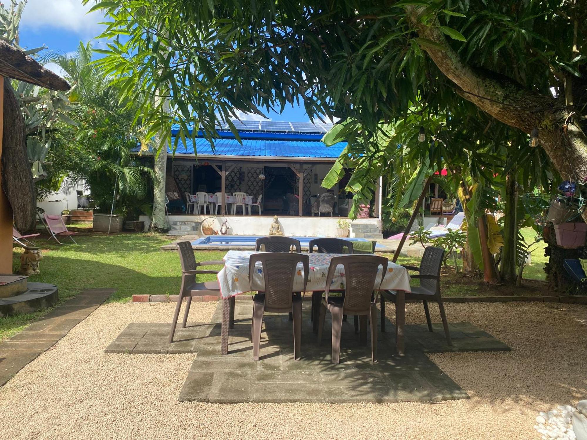 Cazhibiscus Bed & Breakfast ทรู โอซ์ บิชส์ ภายนอก รูปภาพ