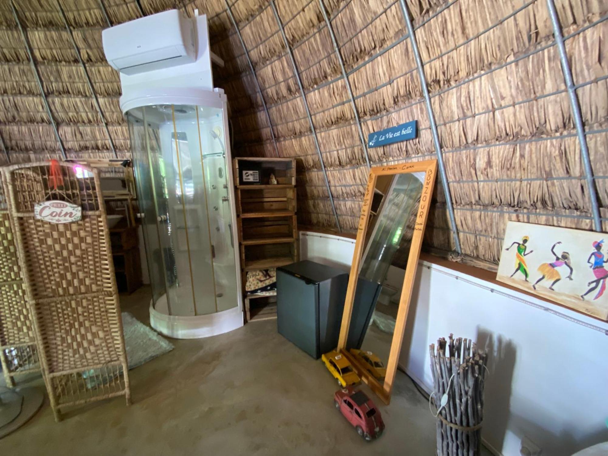Cazhibiscus Bed & Breakfast ทรู โอซ์ บิชส์ ภายนอก รูปภาพ